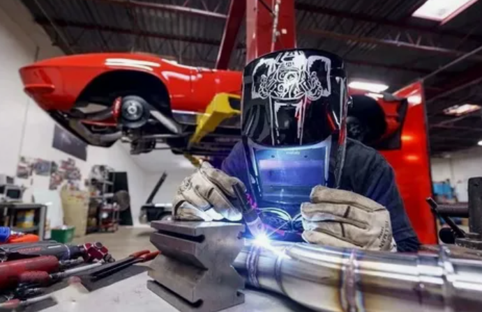 Сварочные работы кузова автомобиля